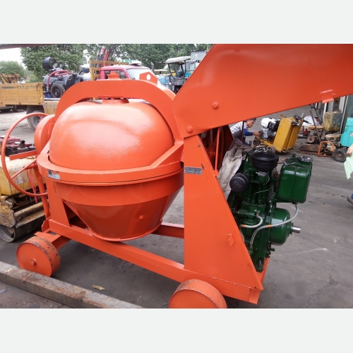 TOKU Manual Fed Concrete Mixer 5HP Diesel Engine, 210L, TK-7TM (VP)